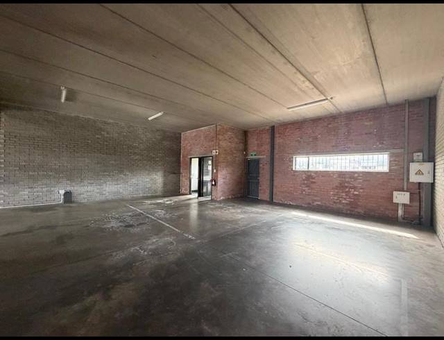 BUSINESS PROPERTY TO RENT IN FAIRVIEW